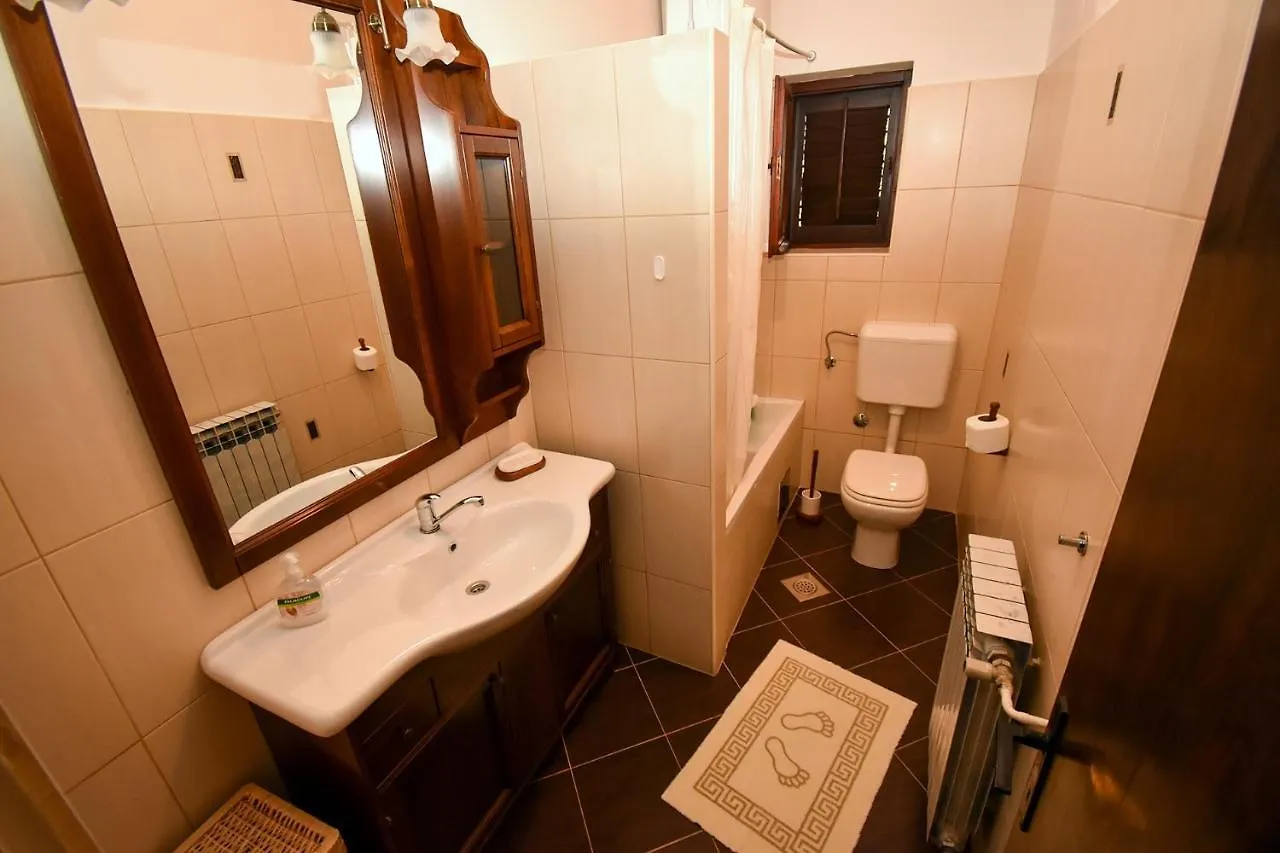 Apartments And Rooms With Parking Space Palit, Rab - 21755 Rab Town Chorwacja