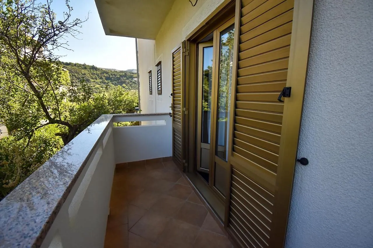 Apartments And Rooms With Parking Space Palit, Rab - 21755 Rab Town Chorwacja
